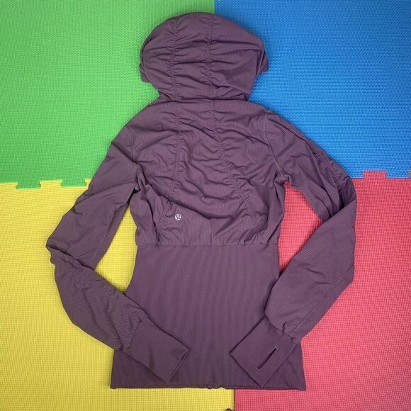 Lululemon Women’s Size 4 Dance Studio Jacket III Purple Fog Hoodie Full Zip - Picture 2 of 16